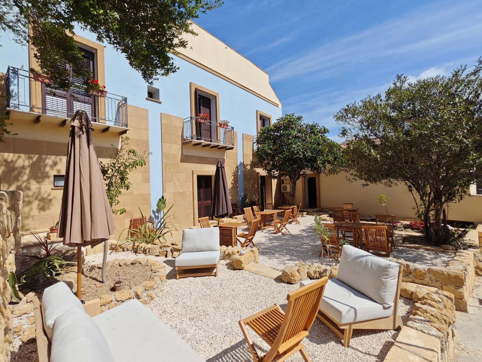 Villa Amoroso - Ospitalita Mediterranea Agrigento Exteriör bild